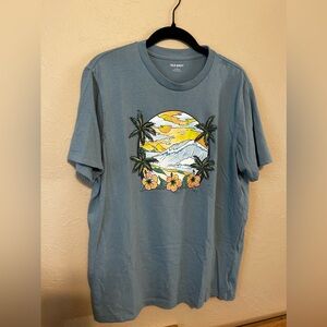 Old Navy graphic tee